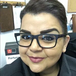 Meet your Posher, Elsa